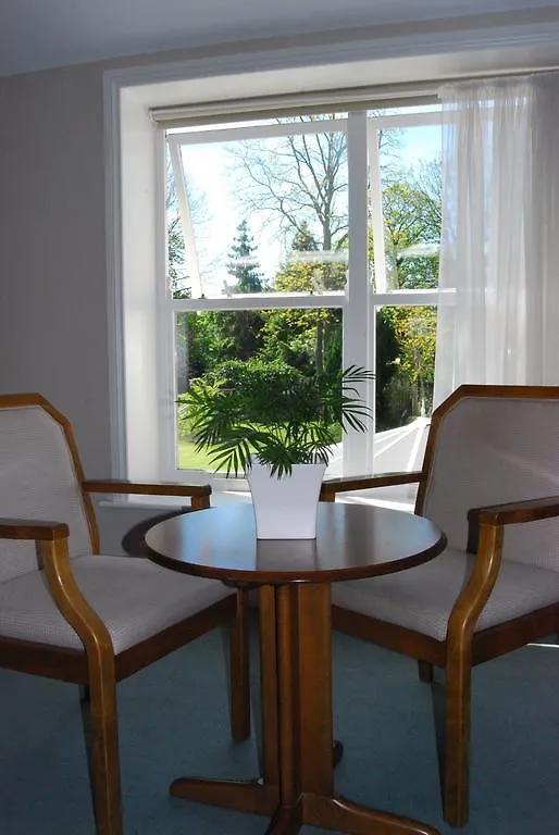 Little Manor Bed & Breakfast Cheltenham