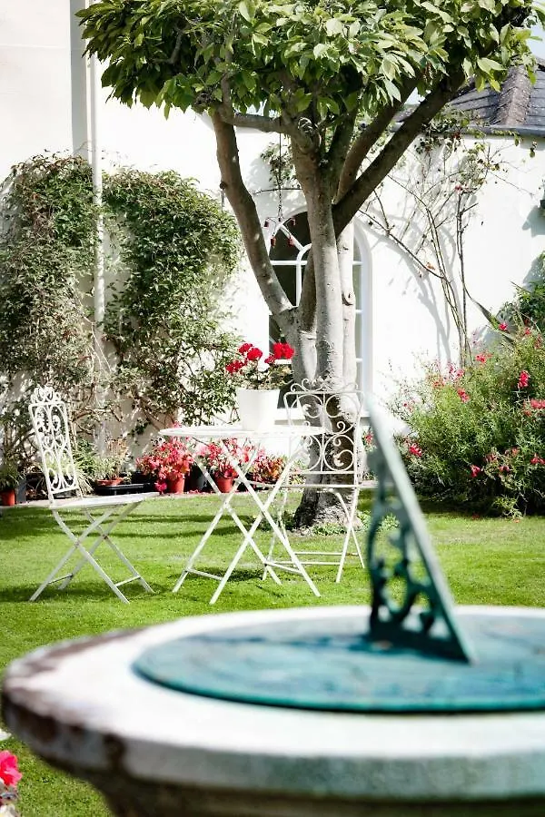 Little Manor Bed & Breakfast Cheltenham